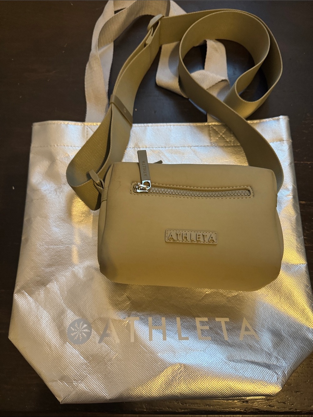 Athleta Diem Crossbody Bag in Olive Branch with Front Zip Pocket